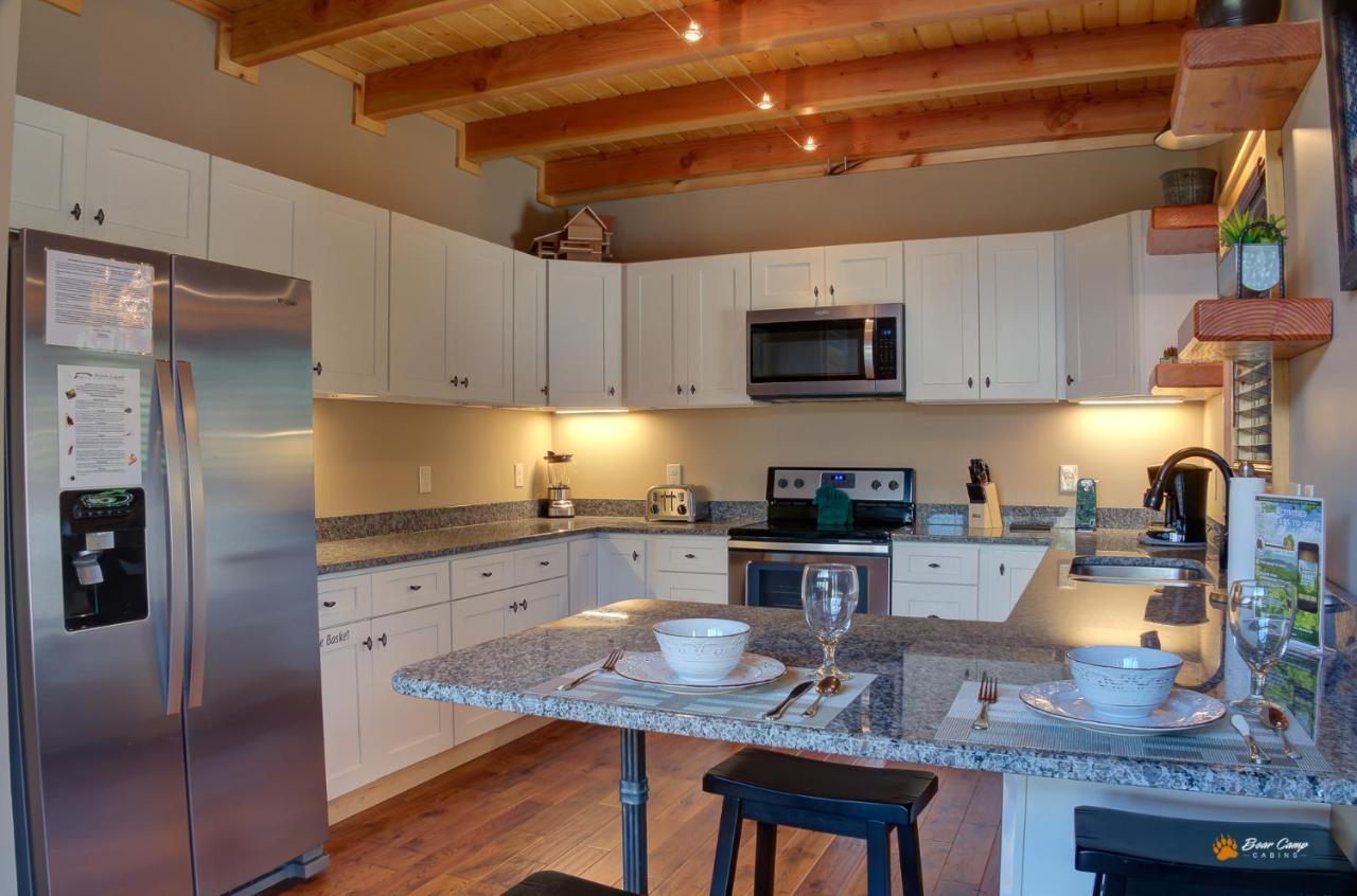 גטלינבורג Majestic View Lodge, Amazing Views, Hot Tub, 1089 Free Tickets Each Paid Day, Dollywood And More מראה חיצוני תמונה