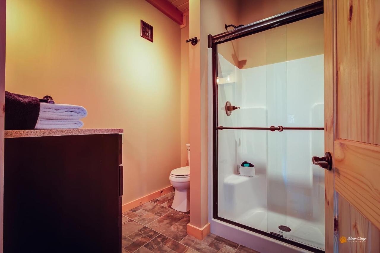 גטלינבורג Majestic View Lodge, Amazing Views, Hot Tub, 1089 Free Tickets Each Paid Day, Dollywood And More מראה חיצוני תמונה