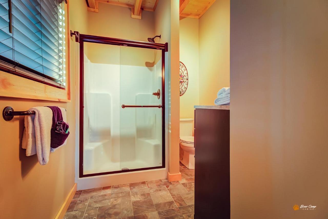 גטלינבורג Majestic View Lodge, Amazing Views, Hot Tub, 1089 Free Tickets Each Paid Day, Dollywood And More מראה חיצוני תמונה