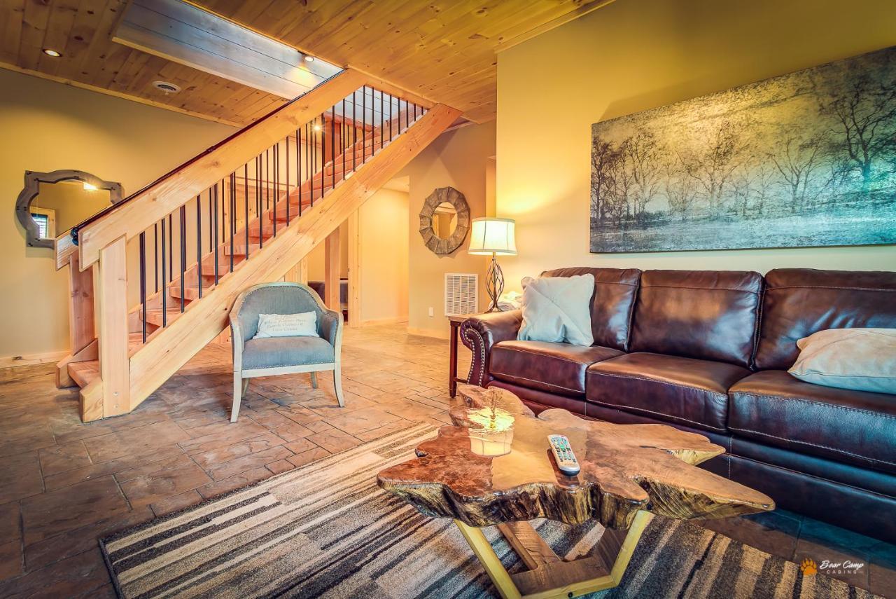 גטלינבורג Majestic View Lodge, Amazing Views, Hot Tub, 1089 Free Tickets Each Paid Day, Dollywood And More מראה חיצוני תמונה