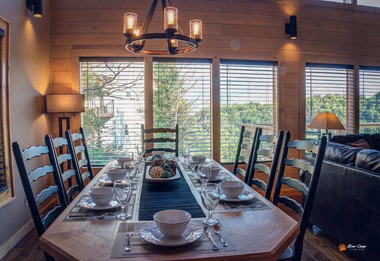 גטלינבורג Majestic View Lodge, Amazing Views, Hot Tub, 1089 Free Tickets Each Paid Day, Dollywood And More מראה חיצוני תמונה