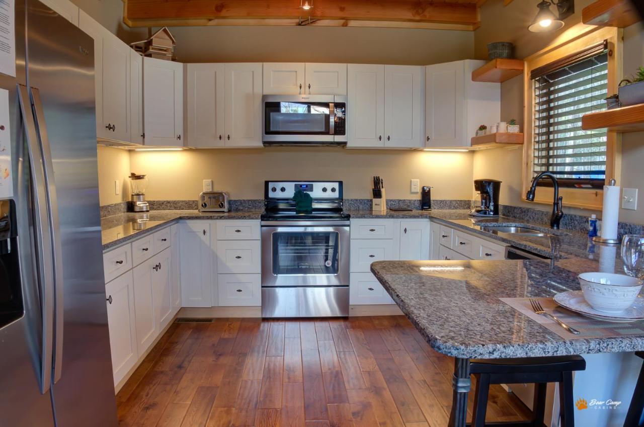 גטלינבורג Majestic View Lodge, Amazing Views, Hot Tub, 1089 Free Tickets Each Paid Day, Dollywood And More מראה חיצוני תמונה